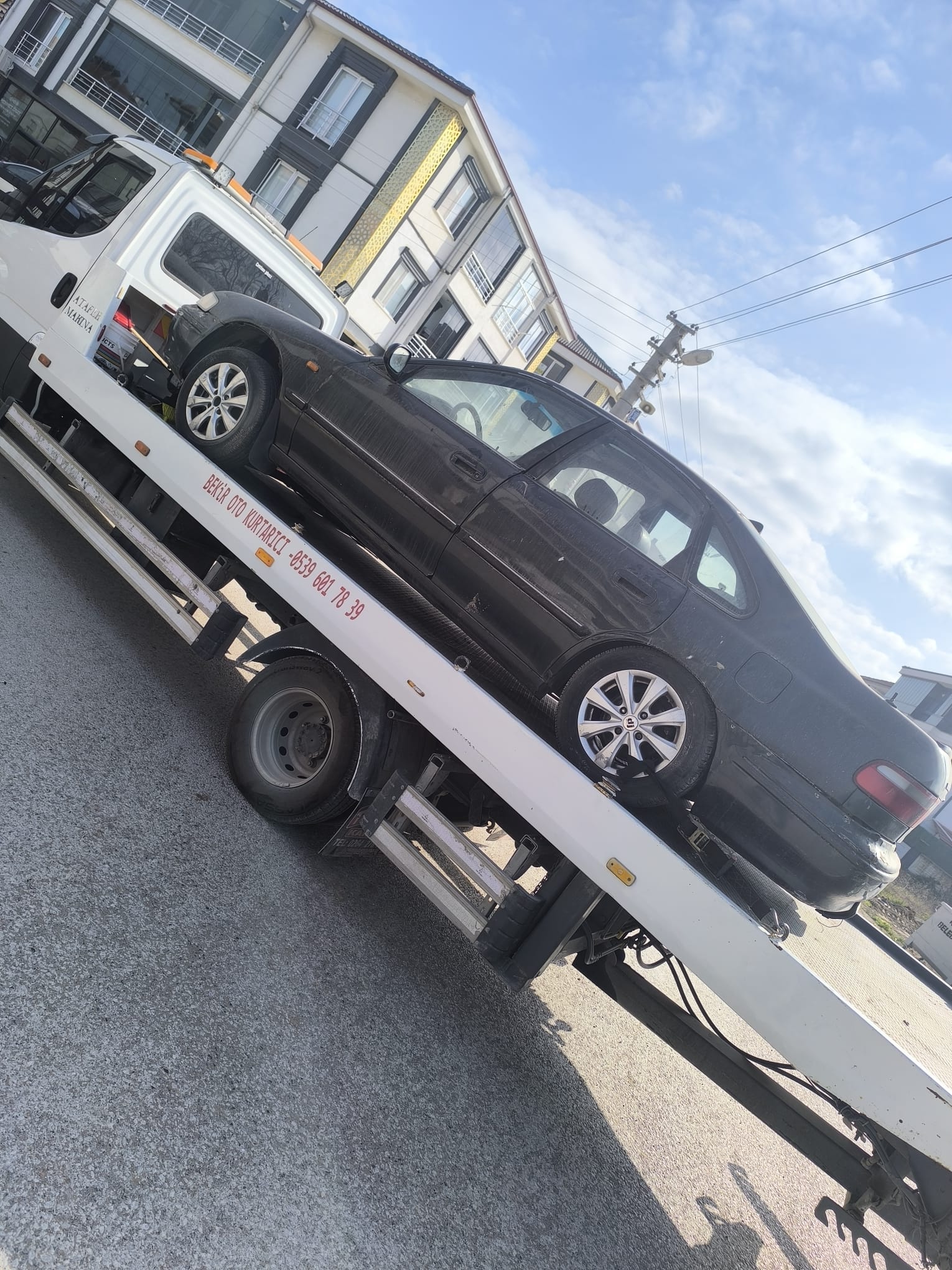 Bekir Oto Çekici Ağır Vasıta Çekici